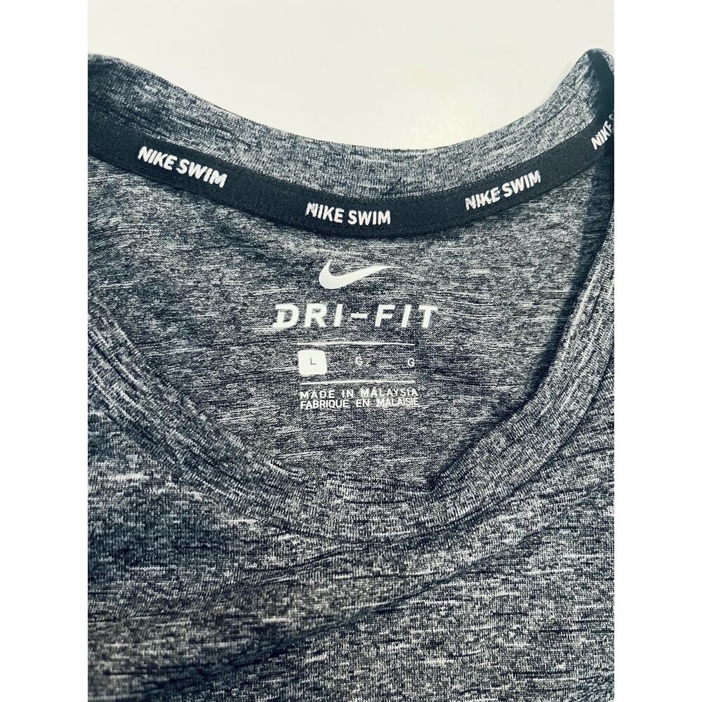 Nike upf sun shirt - Picture 6 of 6